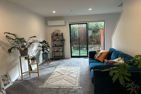 Photo of property in 5/79 Taikata Road, Te Atatu Peninsula, Auckland, 0610