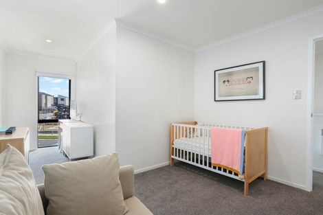 Photo of property in 22 Nugget Avenue, Hobsonville, Auckland, 0616