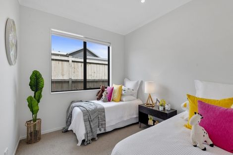 Photo of property in 65 Pepene Avenue, Takanini, 2112