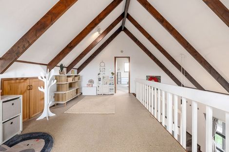 Photo of property in 5b Ross View Terrace, Dinsdale, Hamilton, 3204