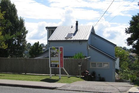 Photo of property in 61 Sunrise Avenue, Murrays Bay, Auckland, 0630