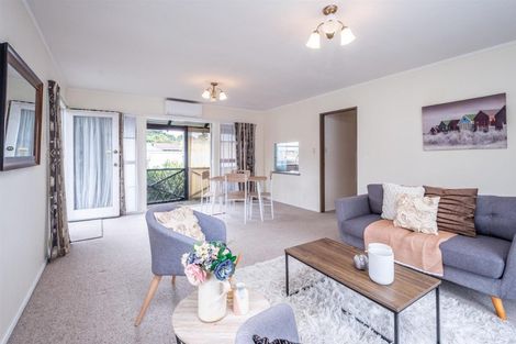 Photo of property in 4b Earp Street, Johnsonville, Wellington, 6037