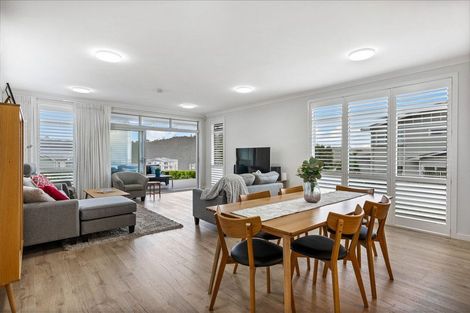 Photo of property in 1 Ocean View Terrace, Orewa, 0931