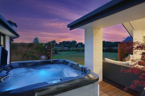 Photo of property in 11 Mara-kai Place, Pegasus, 7612