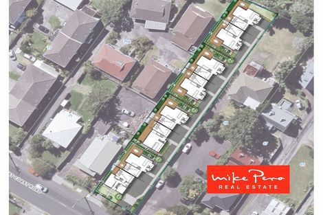 Photo of property in 71 West Coast Road, Glen Eden, Auckland, 0602