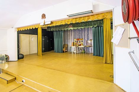 Photo of property in 10 Albert Street, Island Bay, Wellington, 6023