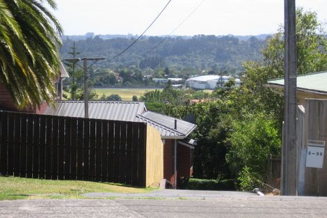 Photo of property in 4/35a Rangatira Road, Beach Haven, Auckland, 0626