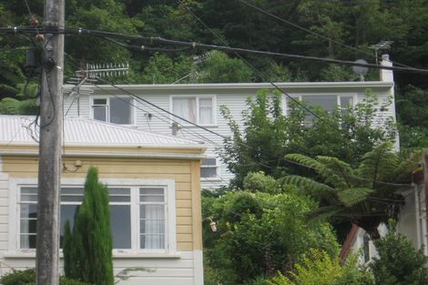 Photo of property in 54 Glenmore Street, Northland, Wellington, 6012
