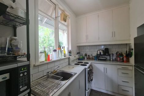 Photo of property in 31 Hay Street, Oriental Bay, Wellington, 6011