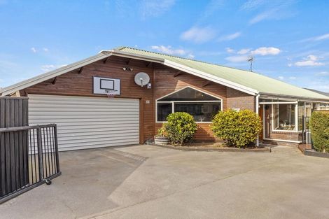 Photo of property in 2/73 Vagues Road, Northcote, Christchurch, 8052