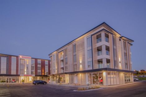 Photo of property in 202/7 Kaipiho Lane, Albany, Auckland, 0632