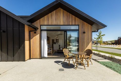 Photo of property in 82 Muster Road, Jacks Point, 9371