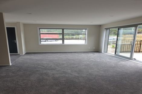 Photo of property in 100 Meremere Street, Wainuiomata, Lower Hutt, 5014