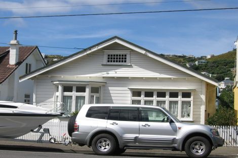 Photo of property in 111 Derwent Street, Island Bay, Wellington, 6023