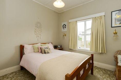 Photo of property in 43 Racecourse Road, Waipukurau, 4200