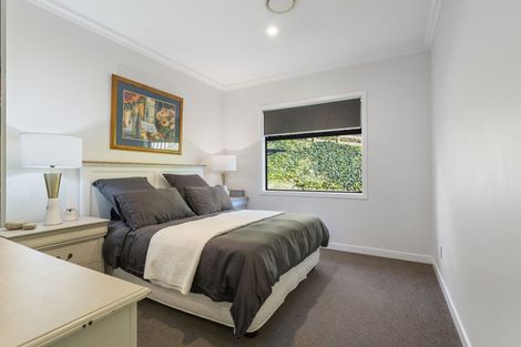 Photo of property in 4 Fern Lane, Whalers Gate, New Plymouth, 4310