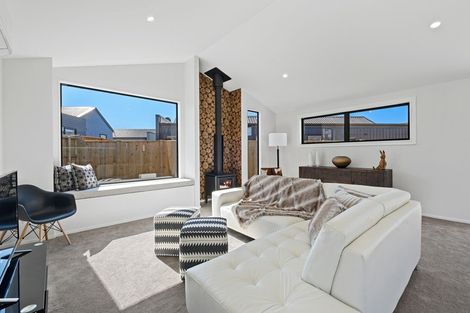 Photo of property in 5 Merivale Avenue, Wanaka, 9305