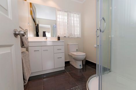 Photo of property in 27 Milan Drive, Glen Eden, Auckland, 0602