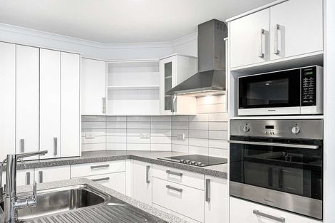 Photo of property in Henry Russell Estate, 8/36 Belgrove Drive, Waipukurau, 4200