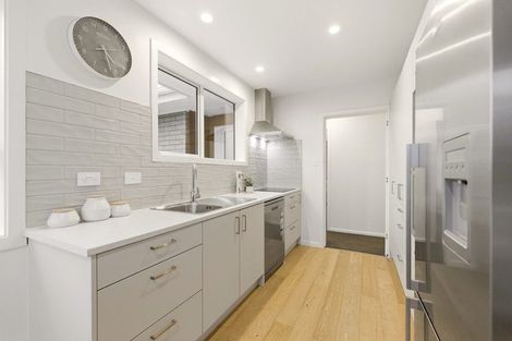 Photo of property in 274 Lake Terrace Road, Shirley, Christchurch, 8061