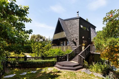 Photo of property in 17 Wairau Road, Albert Town, Wanaka, 9305