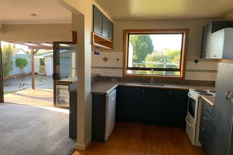 Photo of property in 12 Skerten Avenue, Hornby, Christchurch, 8042