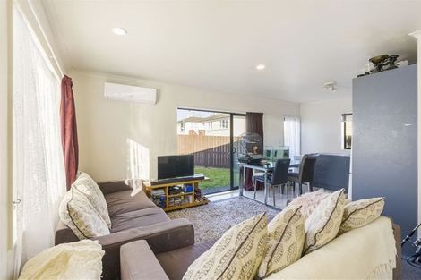 Photo of property in 37 Minaret Drive, Bucklands Beach, Auckland, 2014