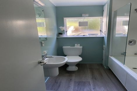 Photo of property in 161u2 Glenmore Street, Kelburn, Wellington, 6012