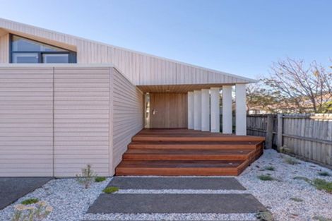 Photo of property in 57 Wiggins Street, Sumner, Christchurch, 8081