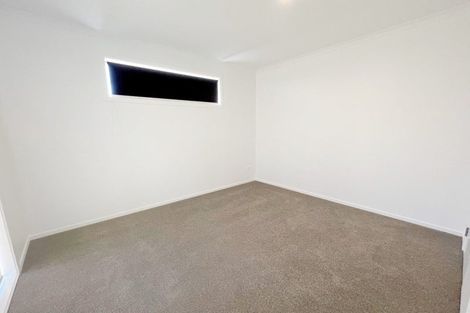 Photo of property in 2u2 Searancke Place, Fairfield, Hamilton, 3214