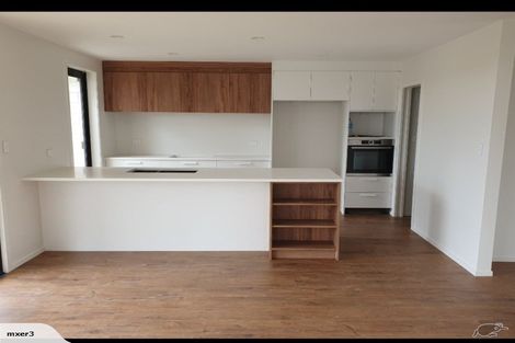 Photo of property in 18c Rose Leigh Drive, Cambridge, 3434