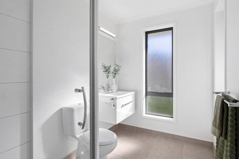 Photo of property in 11 Parton Road, Pukekohe, 2120