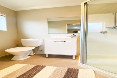 Photo of property in 11 Manning Rise, Flat Bush, Auckland, 2019