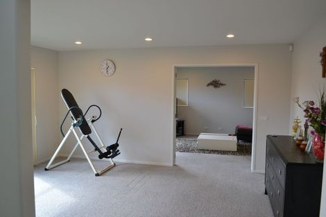 Photo of property in 2 Mccathie Drive, Flat Bush, Auckland, 2019