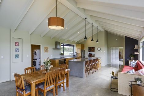 Photo of property in 151 Mount Stewart Halcombe Road, Sanson, Palmerston North, 4479