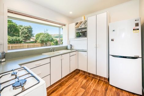 Photo of property in 2 Leybourne Avenue, Waikanae, 5036