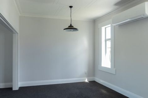 Photo of property in 200 Kelvin Street, Avenal, Invercargill, 9810