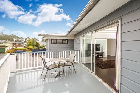 Photo of property in 44 Hartley Terrace, Massey, Auckland, 0614
