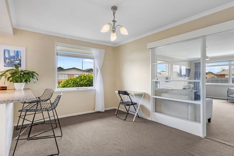 Photo of property in 7 Apollo Place, Papanui, Christchurch, 8052