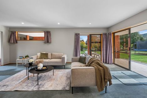 Photo of property in 83 Tirohanga Road, North Taieri, Mosgiel, 9092
