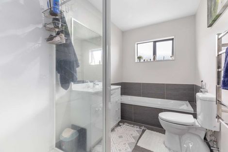 Photo of property in 13 Kotuku Crescent, Takanini, 2112