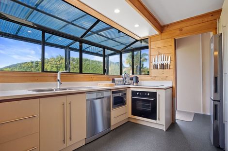 Photo of property in 65 Tangiteroria Lane, Pauanui, Hikuai, 3579