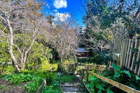 Photo of property in 33 Churchill Road, Cockle Bay, Auckland, 2014