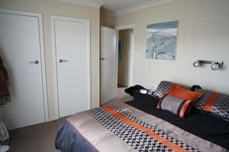 Photo of property in 14 Fraser Place, Rangiora, 7400