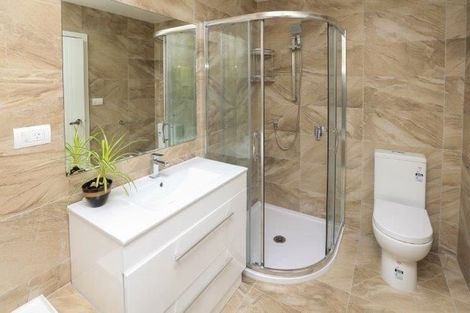 Photo of property in 11u1 Crosher Place, Silverdale, Hamilton, 3216