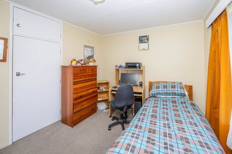 Photo of property in 16 Blundell Place, Huntly, 3700