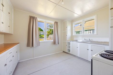 Photo of property in 34 Palmerston Road, Havelock North, 4130