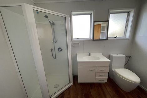 Photo of property in 28 Glenfinn Place, Massey, Auckland, 0614