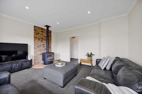 Photo of property in 14 Weld Street, Normanby, Hawera, 4614
