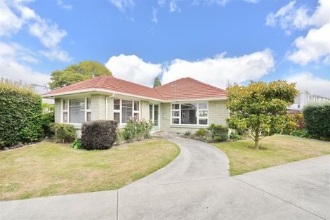 Photo of property in 25 Aileen Place, Upper Riccarton, Christchurch, 8041